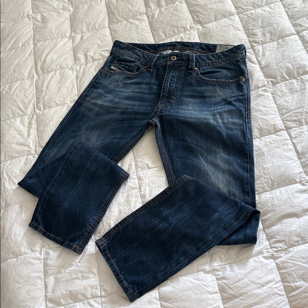 Men's Diesel Dark Blue Washed Jeans - Classic Straight Fit 32x32